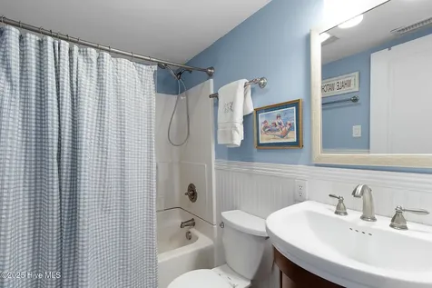 545 Salter Path Road Pine Knoll Shores NC 28512