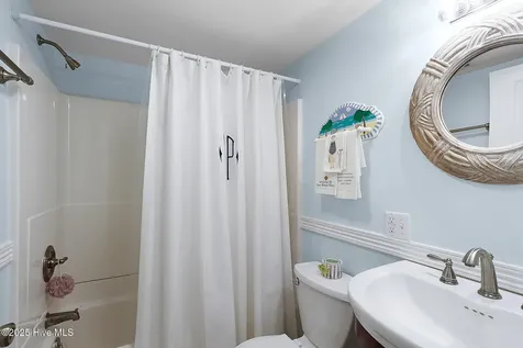 545 Salter Path Road Pine Knoll Shores NC 28512