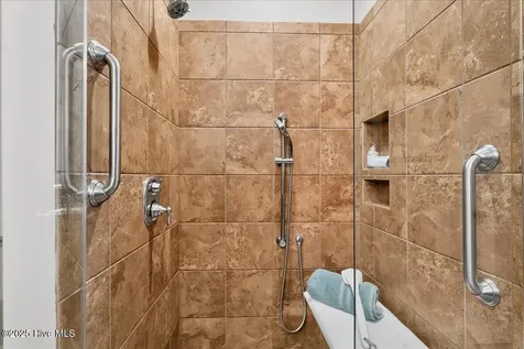 4173 Cambridge Cove Circle SE Southport NC 28461