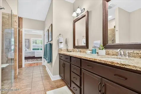 4173 Cambridge Cove Circle SE Southport NC 28461