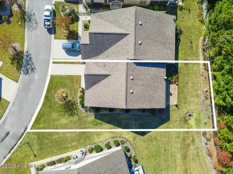 4173 Cambridge Cove Circle SE Southport NC 28461