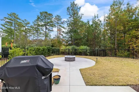 5185 Barcroft Lake Drive Leland NC 28451