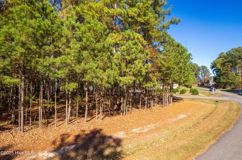 65 Standard Bred Way Hertford NC 27944