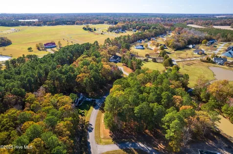 65 Standard Bred Way Hertford NC 27944