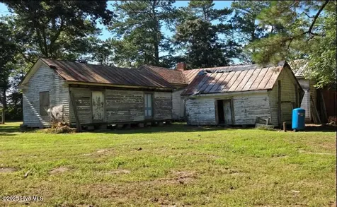 1890 Oneal Road Whitakers NC 27891