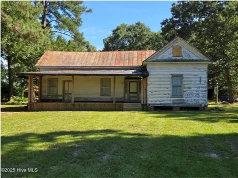 1890 Oneal Road Whitakers NC 27891