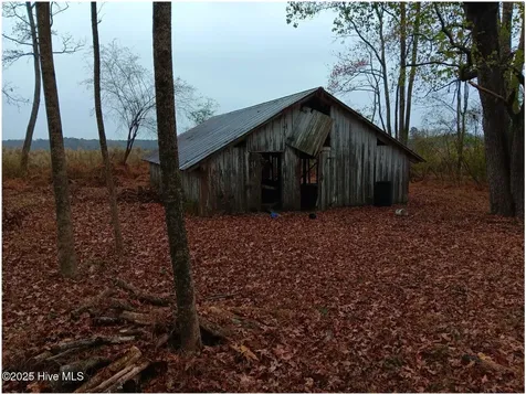 1890 Oneal Road Whitakers NC 27891