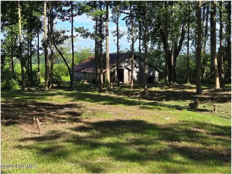1890 Oneal Road Whitakers NC 27891