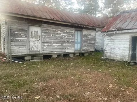 1890 Oneal Road Whitakers NC 27891