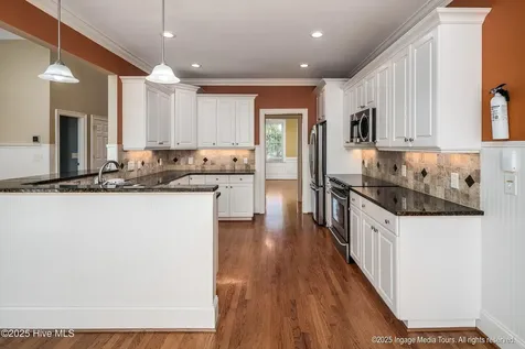 1048 Augusta Lane Greenville NC 27858