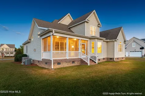 1048 Augusta Lane Greenville NC 27858