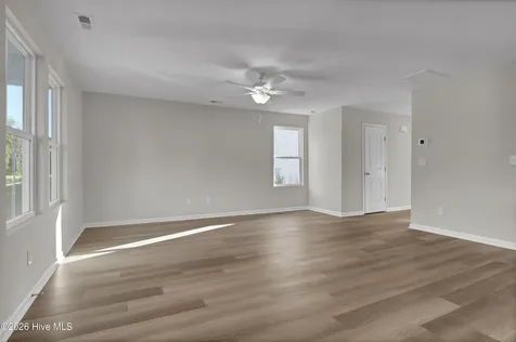 34 E Pioneer Way Hampstead NC 28443