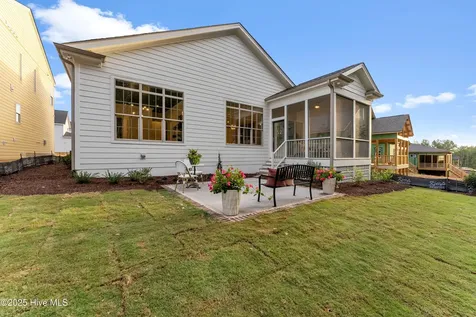 152 Coventry Court New Bern NC 28562