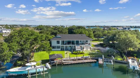 808 Inlet View Drive Wilmington NC 28409
