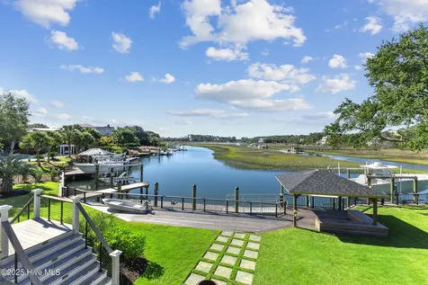 808 Inlet View Drive Wilmington NC 28409