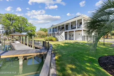 808 Inlet View Drive Wilmington NC 28409