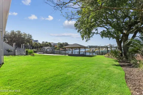 808 Inlet View Drive Wilmington NC 28409
