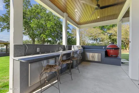 808 Inlet View Drive Wilmington NC 28409