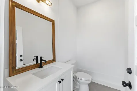 808 Inlet View Drive Wilmington NC 28409