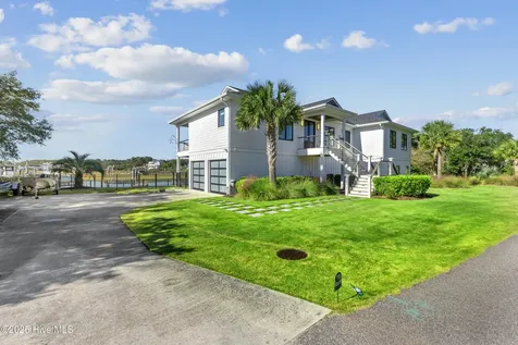 808 Inlet View Drive Wilmington NC 28409