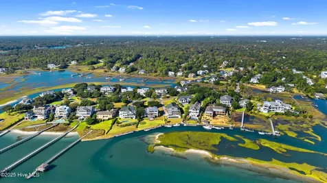 808 Inlet View Drive Wilmington NC 28409