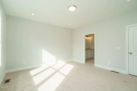 154 Coventry Court New Bern NC 28562