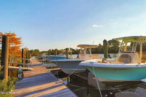 154 Coventry Court New Bern NC 28562