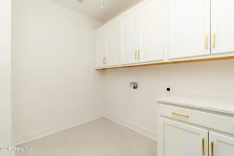 172 Roanoke Drive Hertford NC 27944