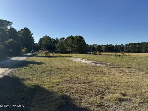 1571 Belgrade-swansboro Road Maysville NC 28555