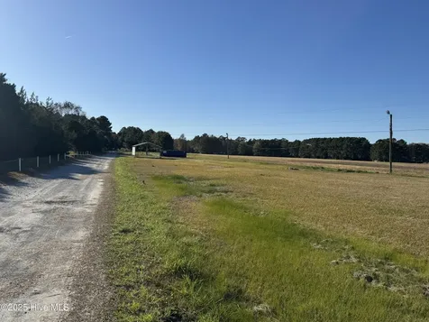 1571 Belgrade-swansboro Road Maysville NC 28555
