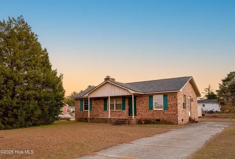 101 Ellenton Avenue Hamlet NC 28345