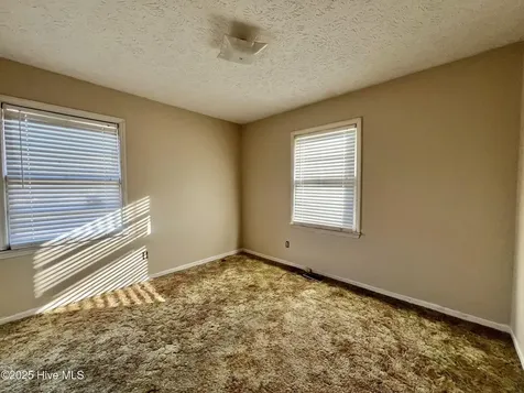 101 Ellenton Avenue Hamlet NC 28345