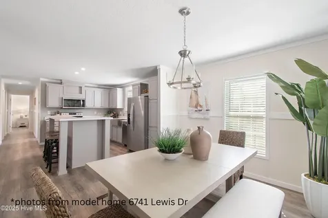 6801 Lewis Drive SE Winnabow NC 28479