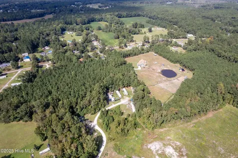 141 Bronco Lane Jacksonville NC 28540