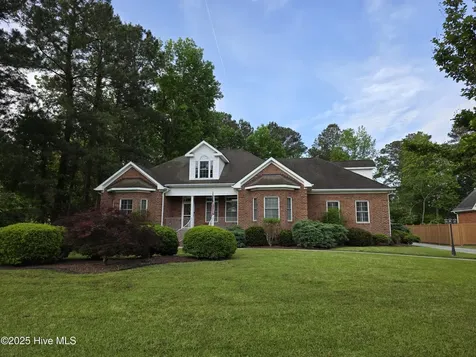 219 Drake Landing New Bern NC 28560
