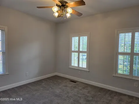 219 Drake Landing New Bern NC 28560