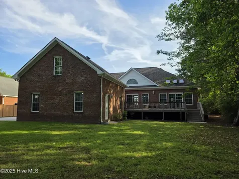 219 Drake Landing New Bern NC 28560