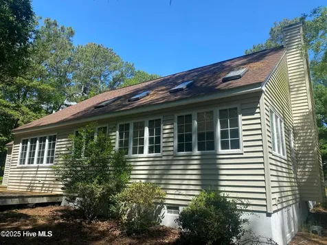 102 Chestnut Court Pine Knoll Shores NC 28512
