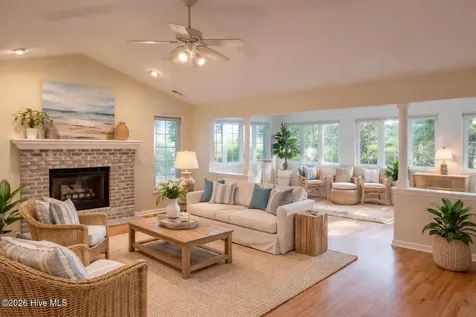 102 Chestnut Court Pine Knoll Shores NC 28512