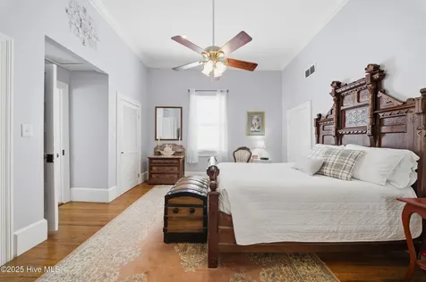 103 S Moseley Street Edenton NC 27932