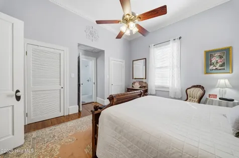 103 S Moseley Street Edenton NC 27932