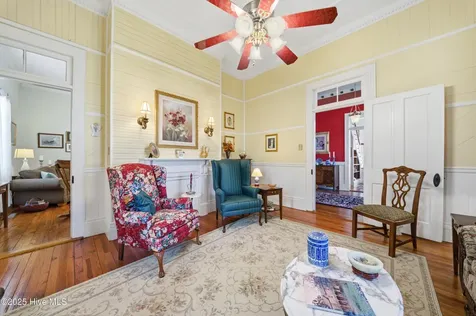 103 S Moseley Street Edenton NC 27932