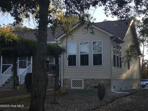 107 Argosy Drive New Bern NC 28560
