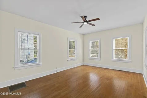 511 Middle Street New Bern NC 28560