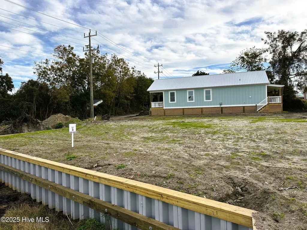 2401 Ferabee Street Morehead City NC 28557