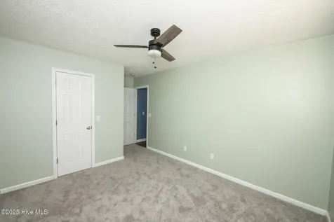236 Red Carnation Drive Holly Ridge NC 28445