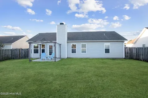 236 Red Carnation Drive Holly Ridge NC 28445