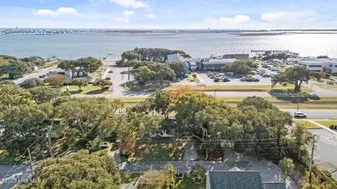 3413 Taylor Street Morehead City NC 28557