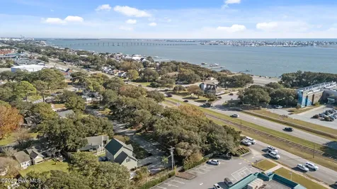 3413 Taylor Street Morehead City NC 28557