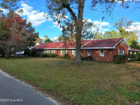 33 Gapway Road Fair Bluff NC 28439
